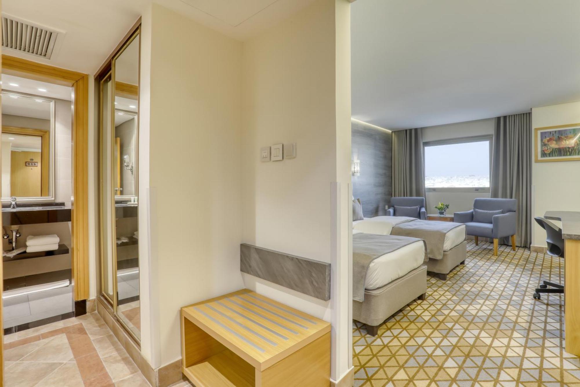 עמאן Geneva Hotel מראה חיצוני תמונה